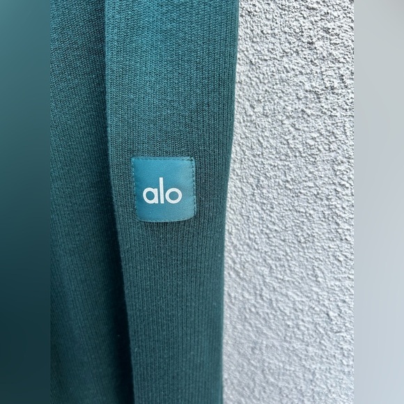 Alo Knit High-Waist Salana Wide Leg Pant in Midnight green - Picture 5 of 7